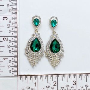 Prom Pageant Bridal Jewelry - Green Crystal Rhinestone Event Earrings e2 Prom Pageant Bridal Jewelry - Green Crystal Rhinestone Event Earrings e2
